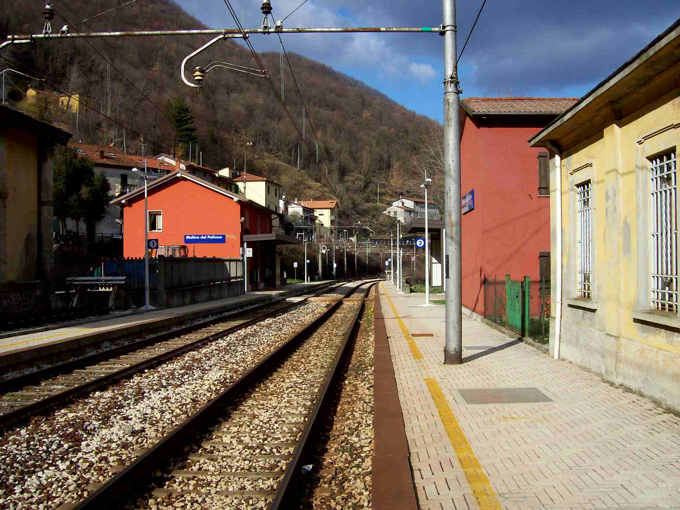  Image name: 02 Molino.JPG 
 width: 2304 pixel 
 height: 1728 pixel 
 Size: 250877 bytes 
 Click to enlarge 